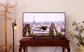 Retro Parisian Apartment - 2 Persons - Spacious 75M2 And Fully Equipped - In City Center